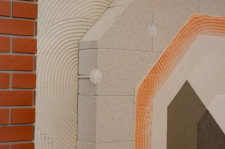 Isoler les murs par l'int&eacute;rieur ou l'ext&eacute;rieur pr&egrave;s de Besan&ccedil;on